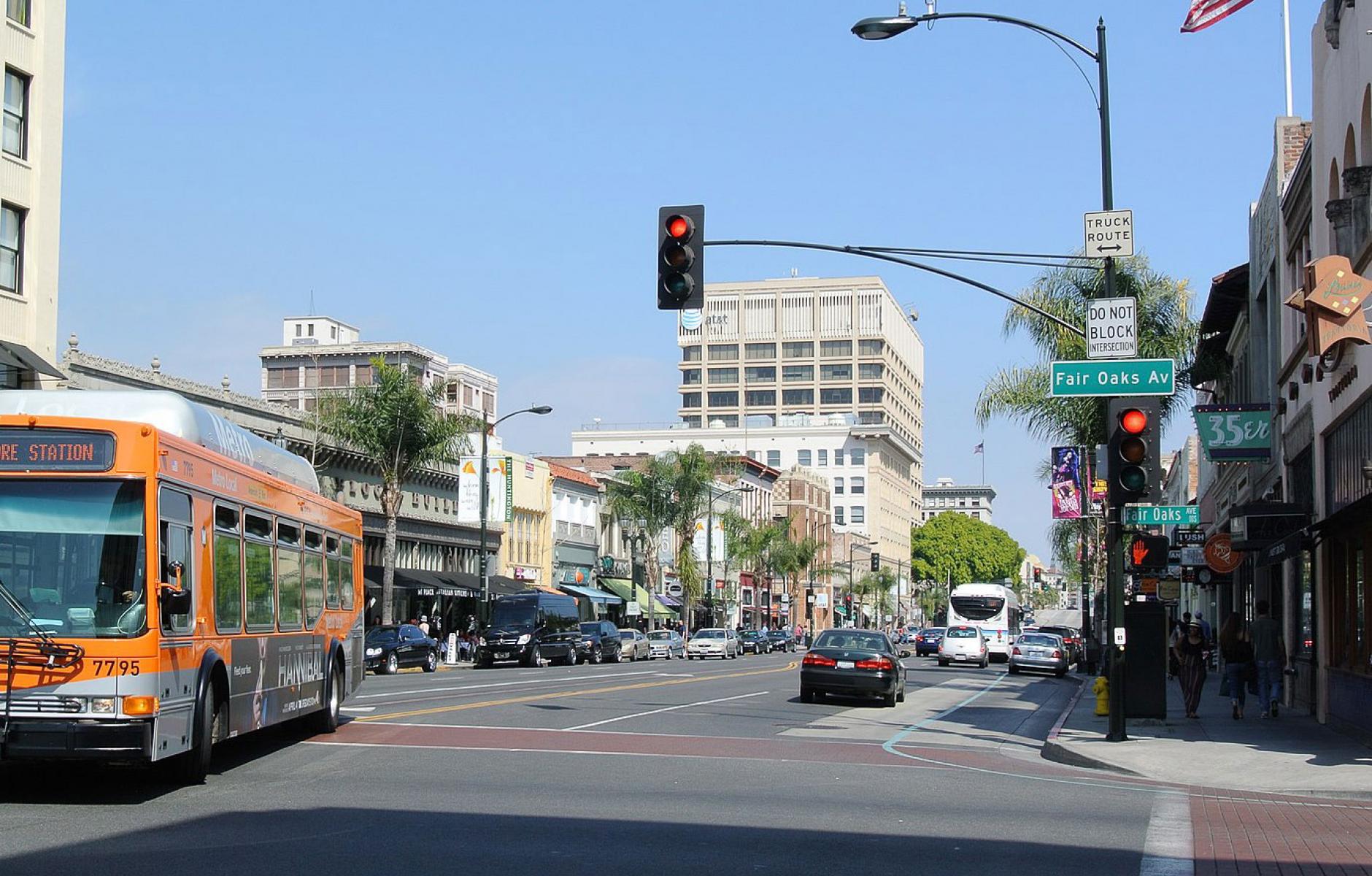 15 Safe Places to Practice Driving in Los Angeles