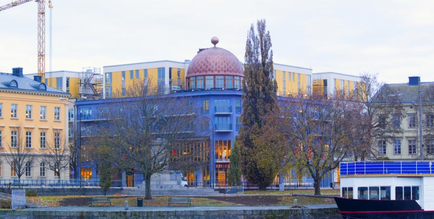 Stora Torget Karlstad dome and canal